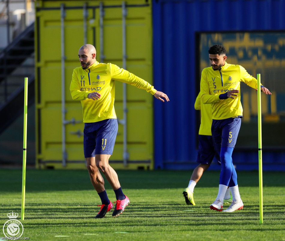 هورفات يُبعد بيتي عن الاتحاد