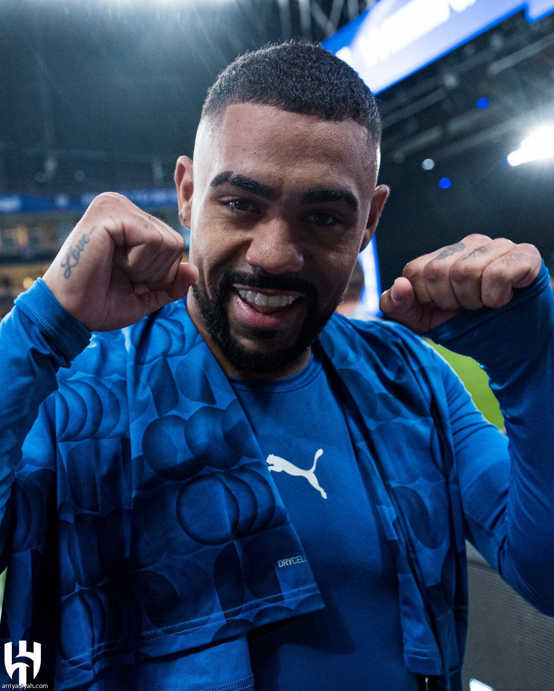 رباعية زرقاء