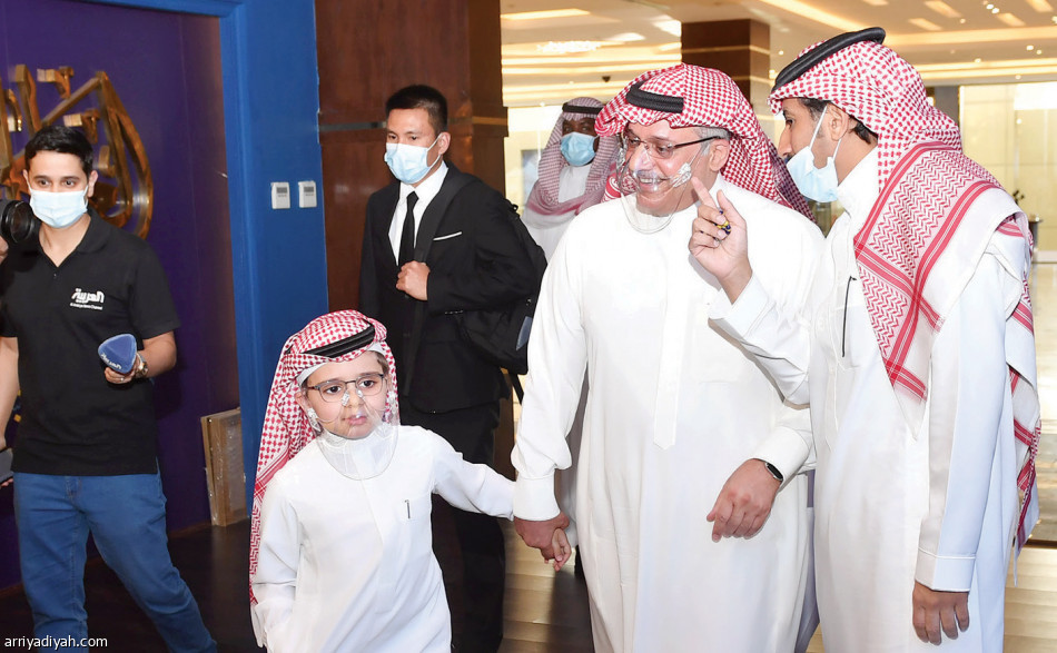 آل معمر 
يبدأ بتعهد البطولات