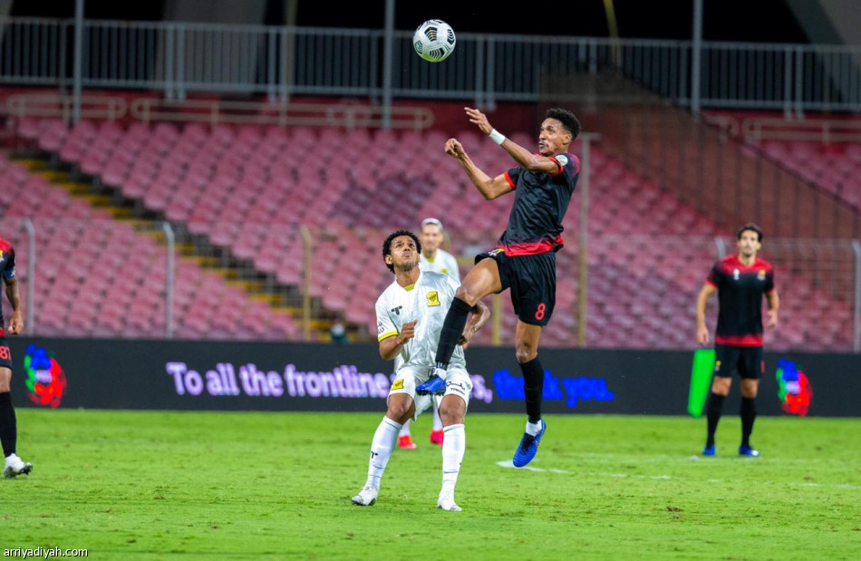 الاتحاد يقتحم مربع الكبار في الدوري
