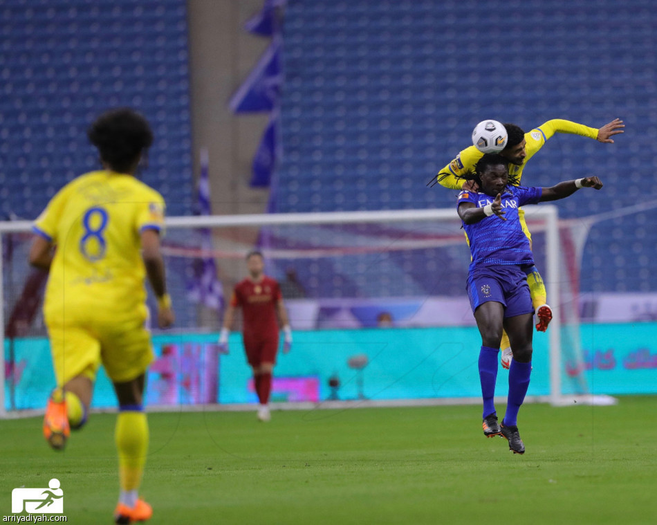 الهلال يهزم النصر دون مدرب