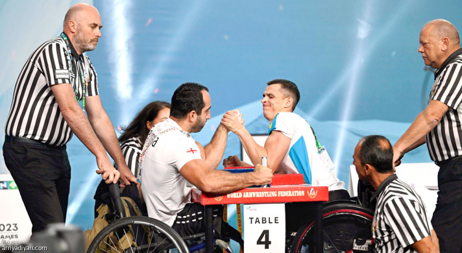 500 متطوع 
في الألعاب القتالية