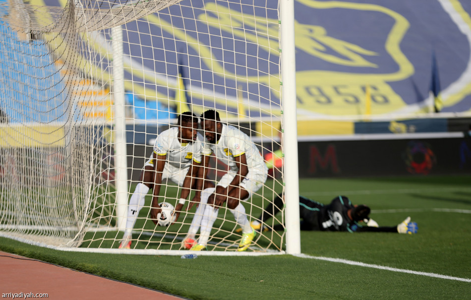 الاتحاد يقتحم «منافسة اللقب» بنقاط التعاون