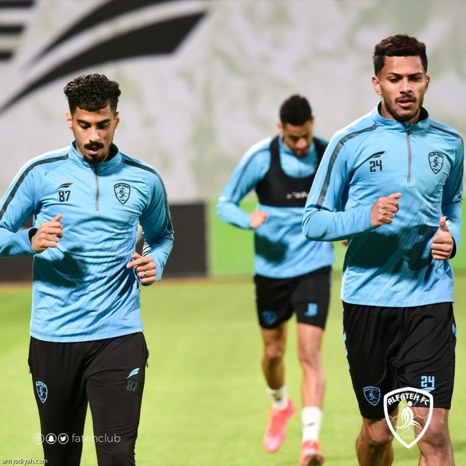 مدرب الفتح يكافئ لاعبيه بـ«الراحة»