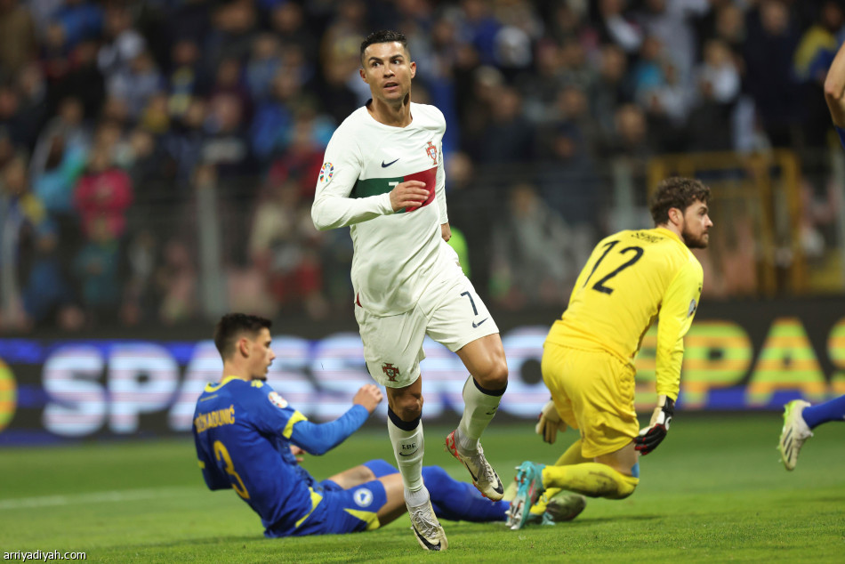 رونالدو يقود البرتغال إلى الانتصار الـ8 تواليا