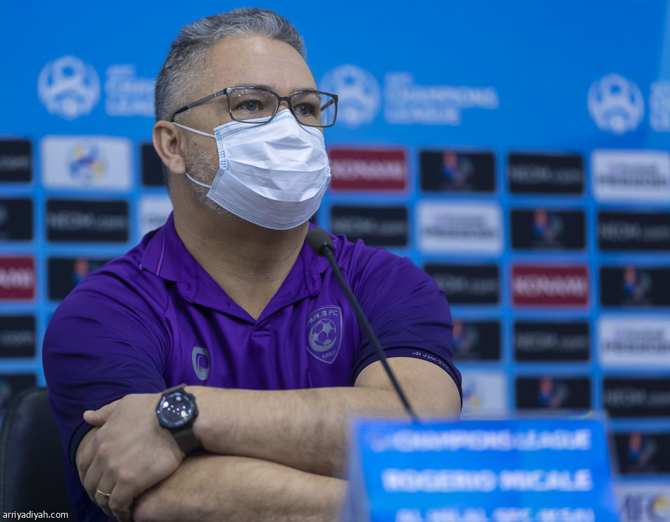 ميكالي: انتظروا الهلال غدا.. وما حدث لن يتكرر
