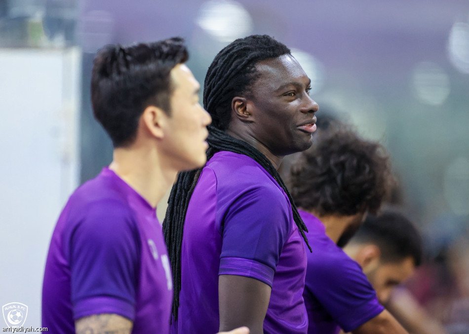 الهلال يفتح ملف الآسيوية بغياب الثلاثي