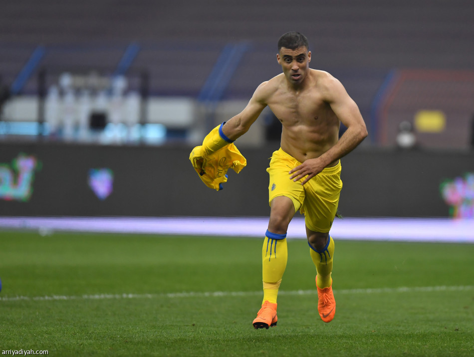 النصر يسحق الهلال.. ويحتفظ بـ«ذهب السوبر»