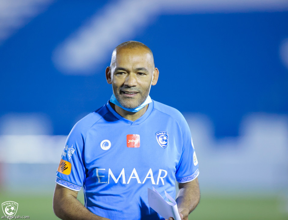 «مفصل القدم» يغيّب الطريس عن الهلال