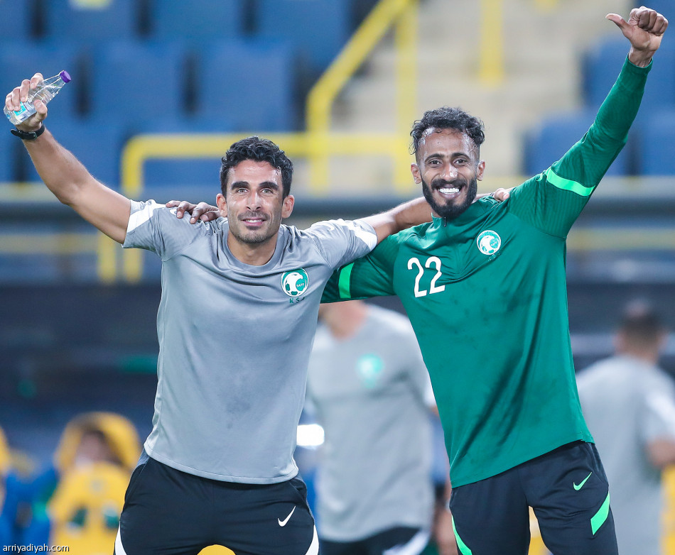 الأخضر يبدأ.. والمسحل يحفز